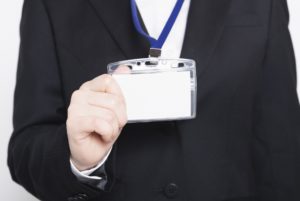 退職代行を利用後に私物・貸与品・返却物・備品(保険証・社員証・制服・荷物等)の対応方法【郵送or置きっぱなし】