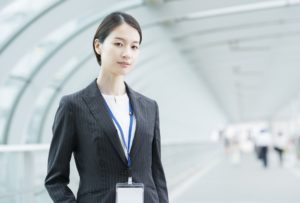 派遣・契約社員でも退職代行を使うことはできる?【契約期間中に会社を辞めても問題なし】
